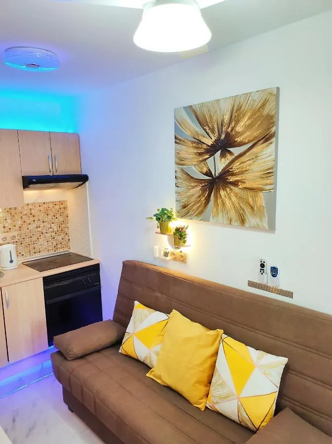 Albatros Park Amarilla Golf Piscina Climatizada, Wifi Apartment San Miguel de Abona